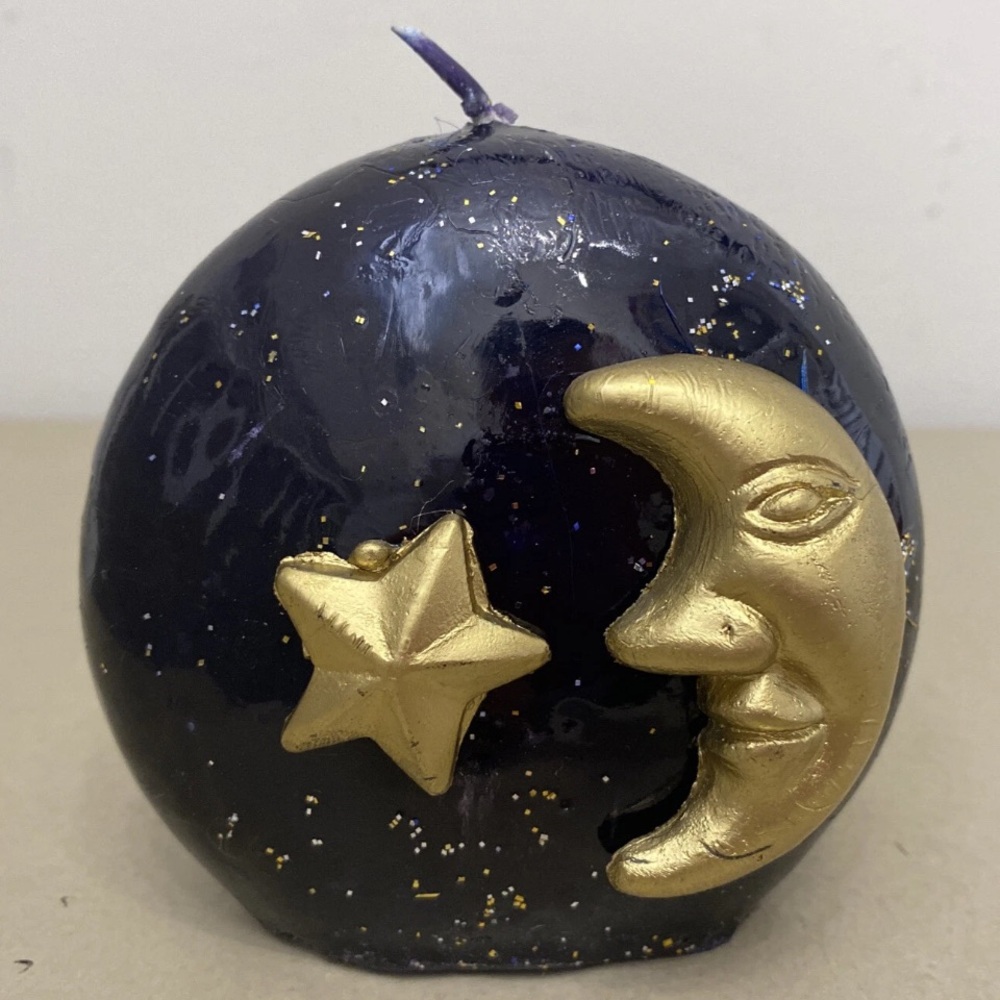 Box of 20 New Sparkled Wax Unscented Crescent Moon And Star Decorative Candles.
